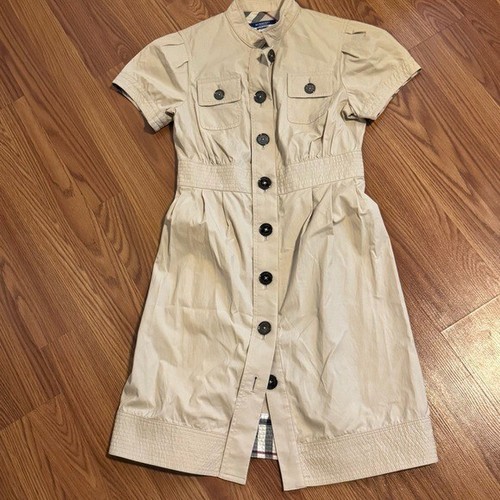 Abito Burberry blu etichetta kaki trench utility con bottoni manica corta taglia 36