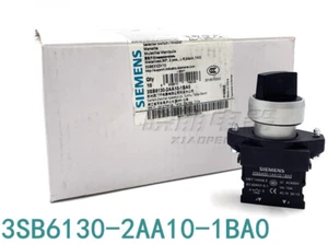 1pcs SIEMENS Select Button Switch 3SB6130-2AA10-1BA0 - Picture 1 of 5