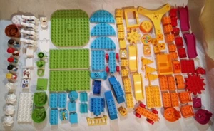 LEGO DUPLO Big Fair+Creative Box 3.5KG 226 bricks 2 complete sets Joblot bundle - Imagen 1 de 19