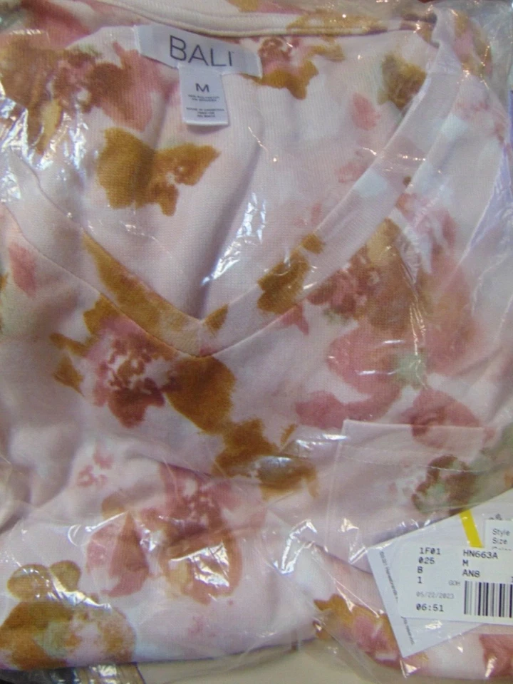 Bali Womens Size m floral Notched Collar Top & short Knit Pajama Set - Image 1 of 1