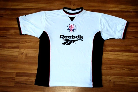 BOLTON WANDERERS 1997 1999 HOME FOOTBALL SHIRT JERSEY REEBOK VINTAGE SIZE MEDIUM Cover