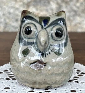 Tonala handgefertigte Eule Kunstkeramik Figur - 2" hoch - signiert R - Made in Mexico - Bild 1 von 6
