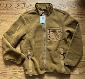 Neu mit Etikett Patagonia Synchilla Fleecejacke mit durchgehendem Reißverschluss für Herren - Shelter braun MEDIUM - Bild 1 von 5