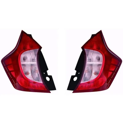 Luz trasera para Nissan Versa Note 2014-2017 lado conductor y pasajero CAPA Foto 1 de 4
