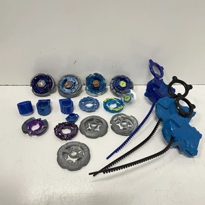 Paquete de la serie Beyblade Metal que incluye piezas adicionales y cable rasgado montado aleatoriamente - Imagen 1 de 5
