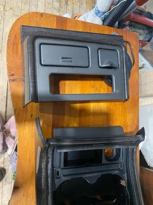 03-06 Yukon Denali consola de grano de madera portavasos encendedor de cigarrillos tablero bisel adorno Foto 1 de 4