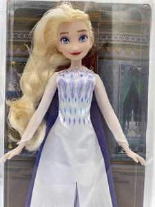 Disney Frozen 2 Schneekönigin Elsa Modepuppe - Bild 1 von 8