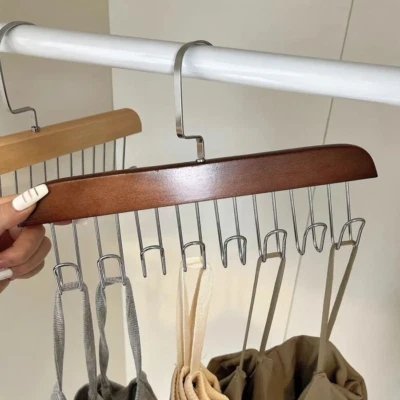 Percha de madera con 8 ganchos ahorro de espacio multiuso universal percha de tela para el hogar Foto 1 de 4