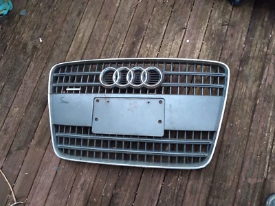 Audi Q7 2007-2009 parrilla Foto 1 de 3