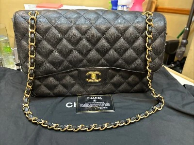 Bolso de Hombro Chanel Acolchado Doble Solapa Grande Negro Caviar Foto 1 de 4
