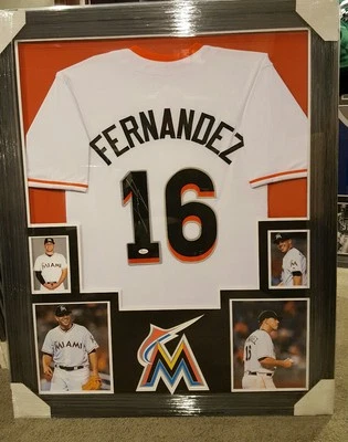 JERSEY AUTOGRAFIADO DE JOSE FERNANDEZ MIAMI MARLINS ENMARCADO PERSONALIZADO. Certificado de autenticidad JSA ¡BONITO!! Foto 1 de 4