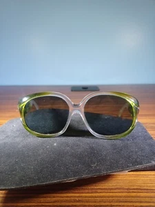 Vintage Retro Green & White Sunglasses Brazil - Picture 1 of 8
