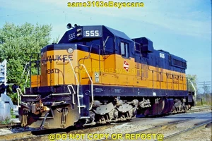 ORIGINAL SLIDE MILWAUKEE ROAD SD10 555 SPARTAN CAB BROOKFIELD WI 1982 - Picture 1 of 1