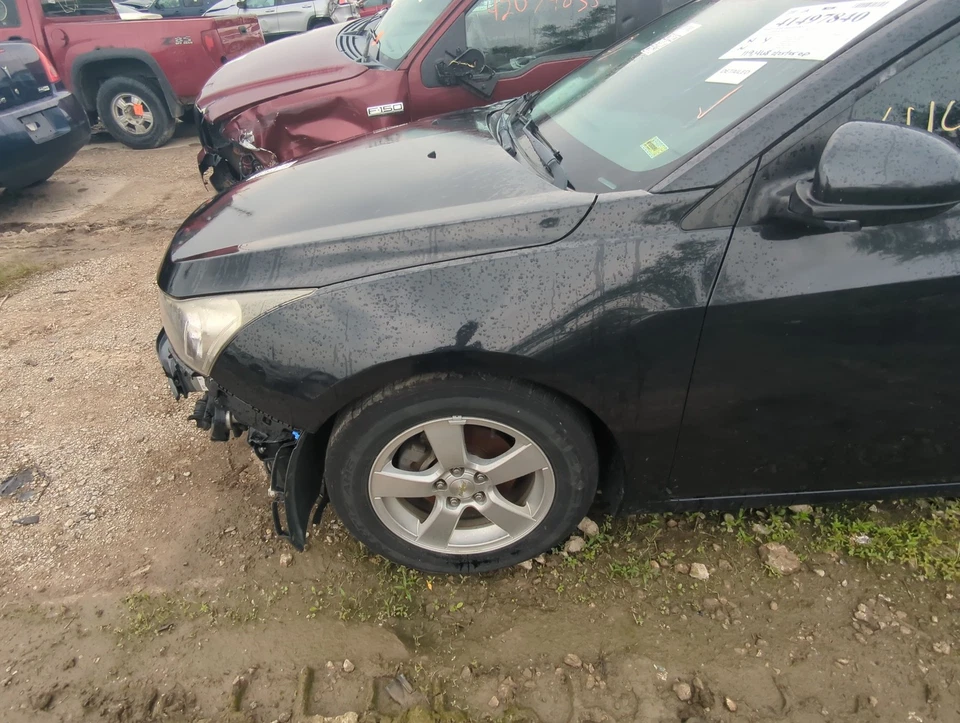 2011-2016 Chevrolet Cruze Driver Fender YGNMQ - Image 1 of 1