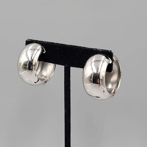 Vintage Napier Wide Hoops Clip on Earrings Signed 1.25 in - Picture 1 of 8