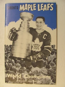 1962-63 Toronto Maple Leafs Media Guide, Yearbook Tim Horton - Picture 1 of 2
