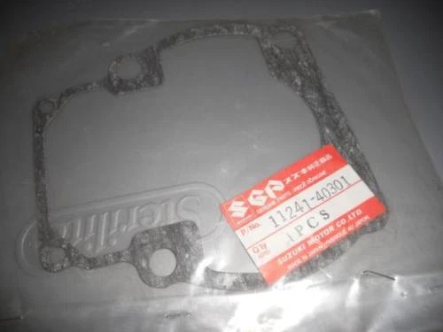 Junta NOS Suzuki RM250 PE250 RS250 11241-40301 Foto 1 de 1