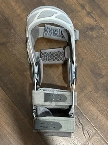 Don Joy OA Small Right Medial Knee Brace Silver White Gray Textured Adjustable - Picture 1 of 10