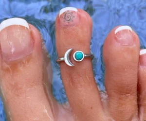 Sterling Silver Bypass Toe Ring Women 925 Simulated Turquoise Moon Adjustable - Picture 1 of 5