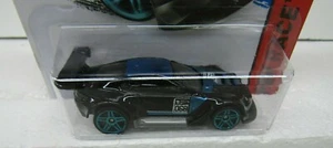 Hot Wheels 2015 Aston Martin Vantage GT3 #149/250 - Picture 1 of 4