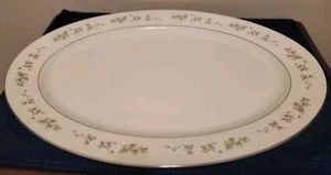 Lenox Brookdale 16" Oval Serving Platter - Pre-Owned - EUC - Picture 1 of 3