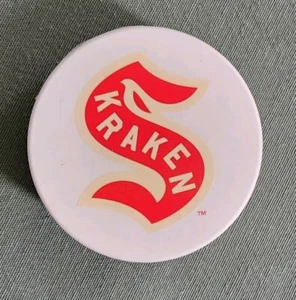 Seattle Kraken Winter Classic Logo Puck White - Picture 1 of 2