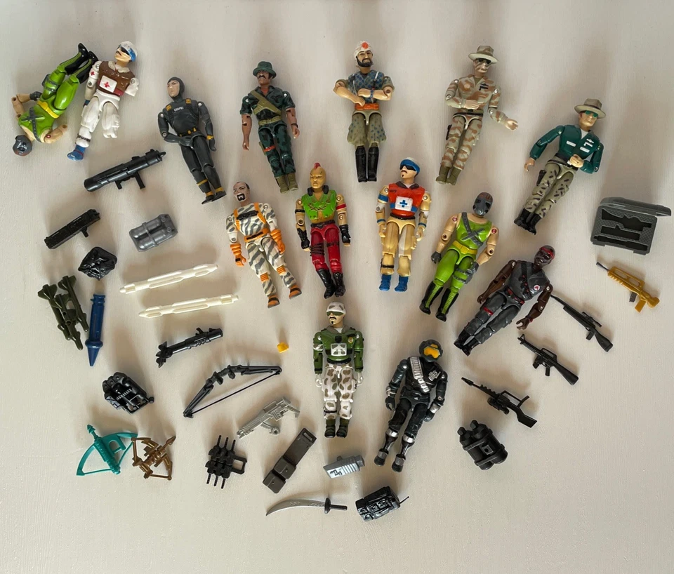 Lote De Colección 38 Piezas 1986, 90 LANARD Corps - 12 Figuras De Acción y 26 Armas/Accesorios Foto 1 de 4