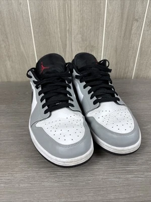 Air Jordan 1 Gris Humo Bajo Luz Talla 12 Foto 1 de 4
