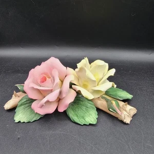 CARLO SAVASTANO Capodimonte porcellana ROSE scultura rosa giallo statuina - Foto 1 di 10