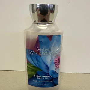 Bath and Body Works Secret Wonderland Body Shea & Vit E Lotion 8oz NEU VERSIEGELT - Bild 1 von 5