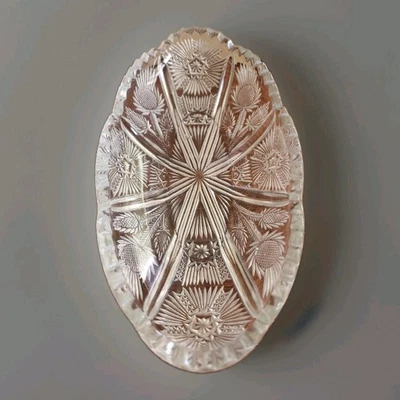 Plato de caramelo ovalado EAPG Higbee con patrón de panel de cardo como está, raro Foto 1 de 4