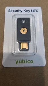 Yubico - Security Key NFC - Basic Compatibility - Multi-factor authentication - Afbeelding 1 van 2