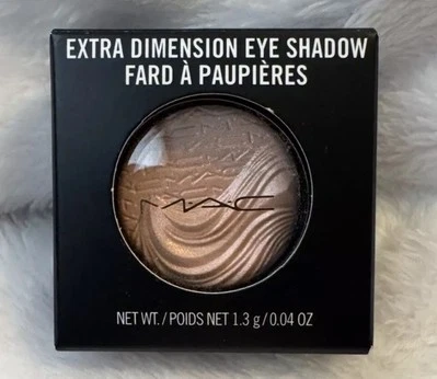 MAC A Natural Flirt Extra Dimension Eyeshdow NIB FREE SHIPPING!! - Image 1 of 3