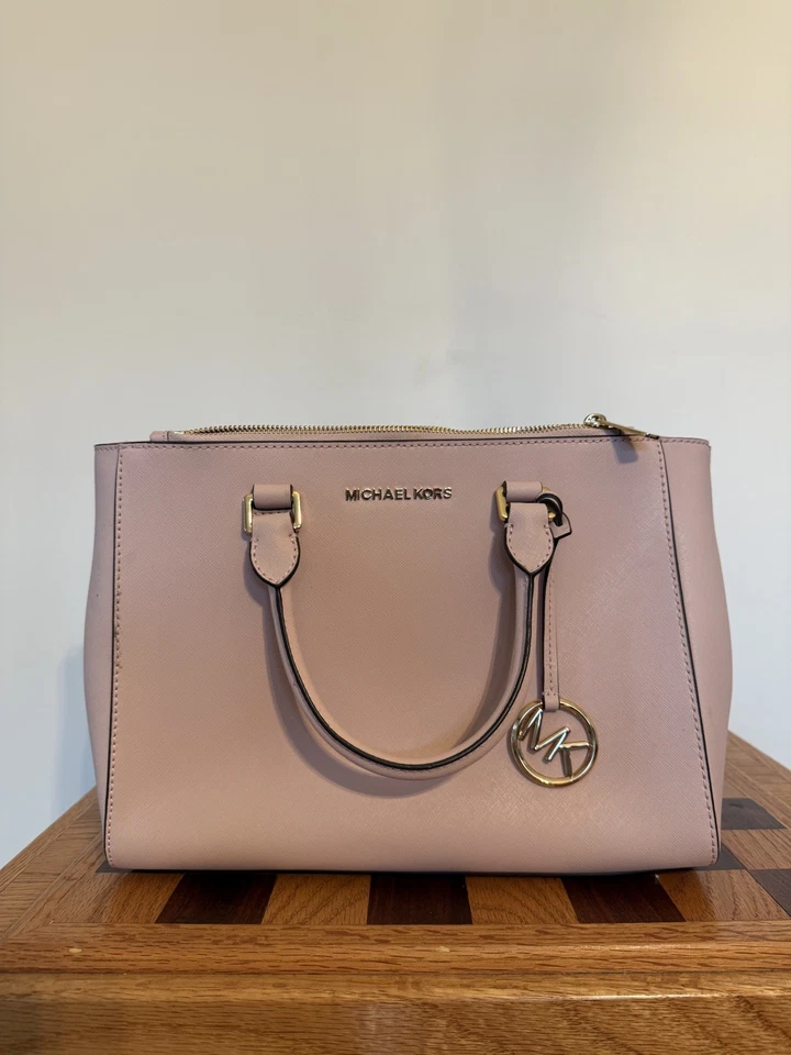 Bolso de Mano Michael Kors Kellen Tamaño Mediano Nuevo con Etiquetas Rosa Flor Foto 1 de 4