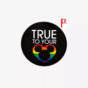 Loungefly Disney Mickey Mouse Pride Rainbow True To Your Heart Button Pin LE - Imagen 1 de 1
