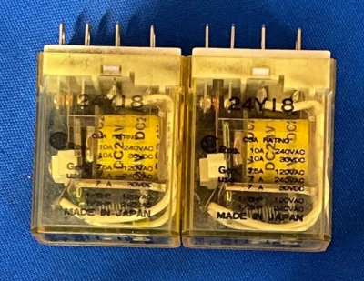 IDEC RELAY 24Y18  DC24V 7A 240VAC 30VDC 5 PINS LOT OF 2 - Image 1 of 4