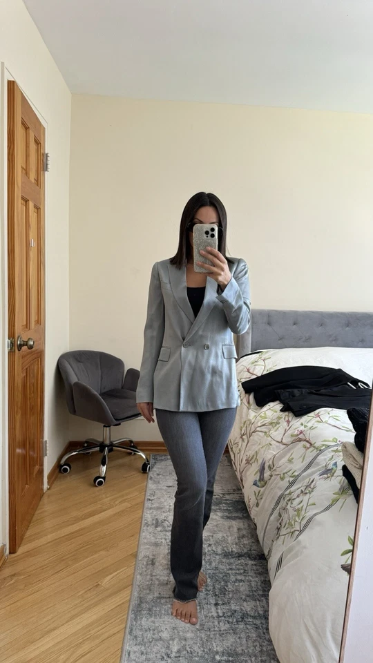 REISS  silver one  blazer sz 0 Xs - Image 1 of 4