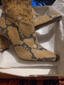 Topshop HENDRIK High Ankle Boots size 6/39 US 8.5 - Picture 1 of 4