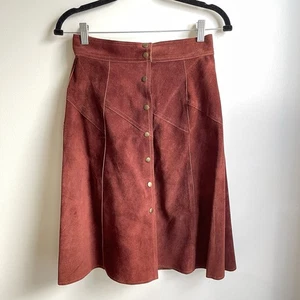 Vintage 1970s Handmade Suede Circle Skirt Brown Burgundy Brass Snap 26” Small - Picture 1 of 6