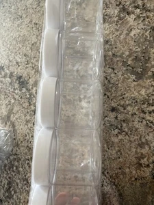 4 Oz Plastic Jars Lot Of 30 With Lids And Stickers - Picture 1 of 5
