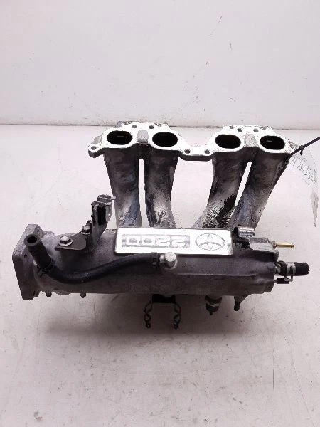 96-99 TOYOTA CELICA 2.2L V4 COLECTOR DE ADMISIÓN  Foto 1 de 4