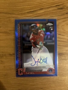 2025 Topps Chrome Jhonkensy Noel Auto RC Blue Refractor /150 RA-JN Guardians - Bild 1 von 2