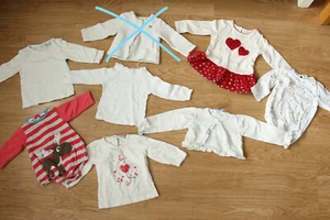 Mädchen-Paket Gr.68cm Strick-Jacke festlich reserved weiß Elch bob der Bär Kleid - Bild 1 von 4