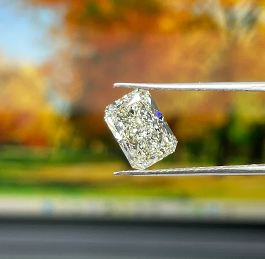 3.48 Ct RADIANT Cut 8x10 F Color VS1 Clarity Certified Lab Grown CVD Diamond - Image 1 of 4