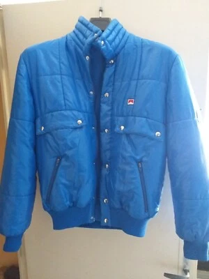Blouson Marlboro Leisure Wear Andrea de Adamich Bleu Rare Vintage - Photo 1/4