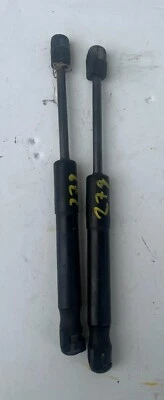 Пара амортизационных стоек заднего багажника 2013-2017 Toyota BRZ / Scion FR-S в сборе изготовитель оборудования  - Изображение 1 из 2