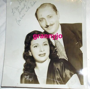 1940er signiertes Foto von Jazz & Big Band Sänger, Bea Wain & Andre Baruch - Bild 1 von 3