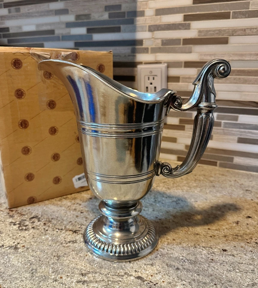 Arte Italica® P2307 Peltro Romano Pitcher, 46 oz., Silver-tone Pewter - ITALY - Image 1 of 4