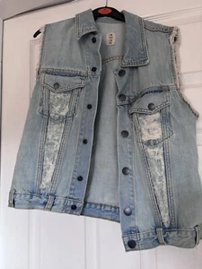 Volcom Ladies Denim Jacket - Picture 1 of 4