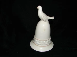 Porzellan Avon Porzellan Wandteppich Sammler Glocke 1981 - Bild 1 von 2